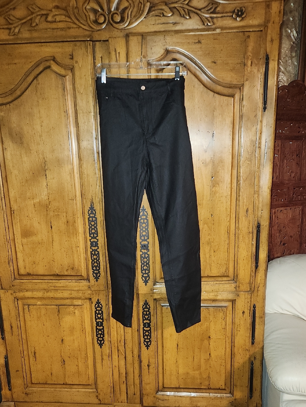 Karen Millen Coated Luxe Cut Skinny Jean Black Size 16 Gently Used